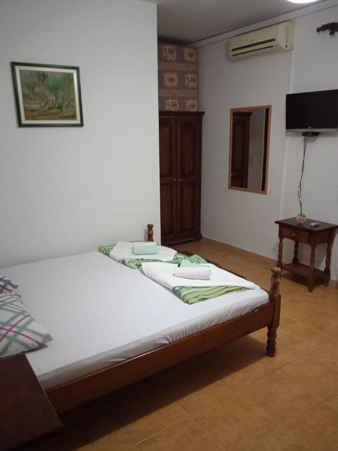 Apartments Regina Sutomore Zewnętrze zdjęcie