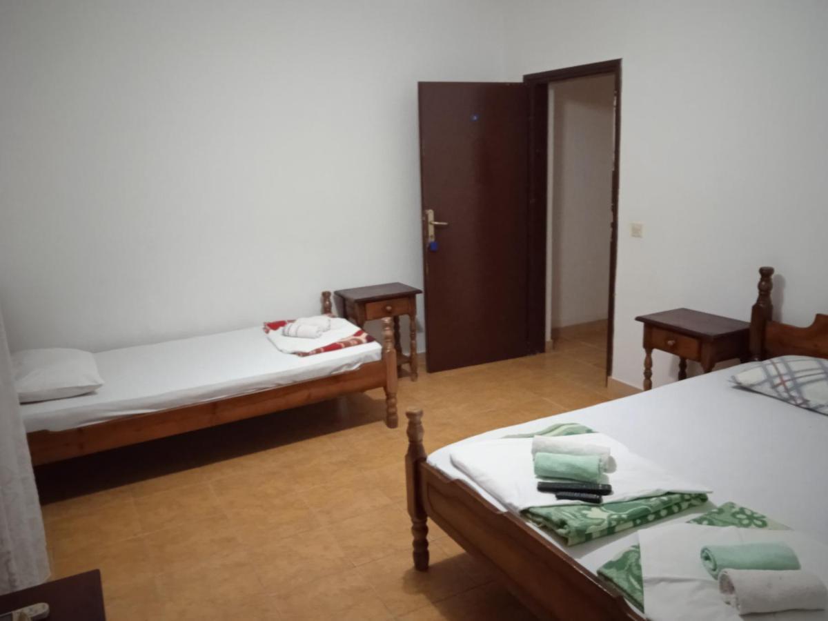 Apartments Regina Sutomore Zewnętrze zdjęcie