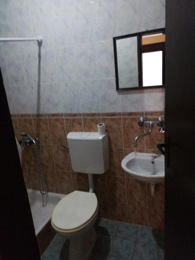 Apartments Regina Sutomore Zewnętrze zdjęcie